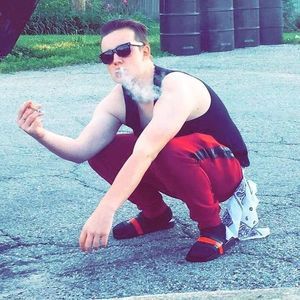 Meet your Posher, Logan